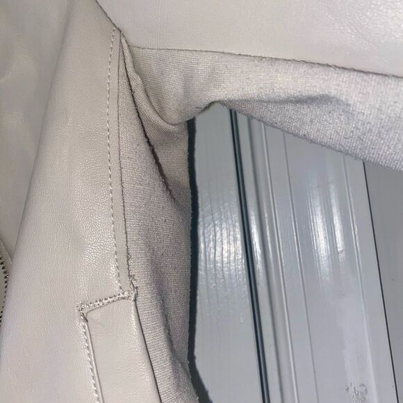 DYNAMITE Leather Jacket - Picture 3 of 5